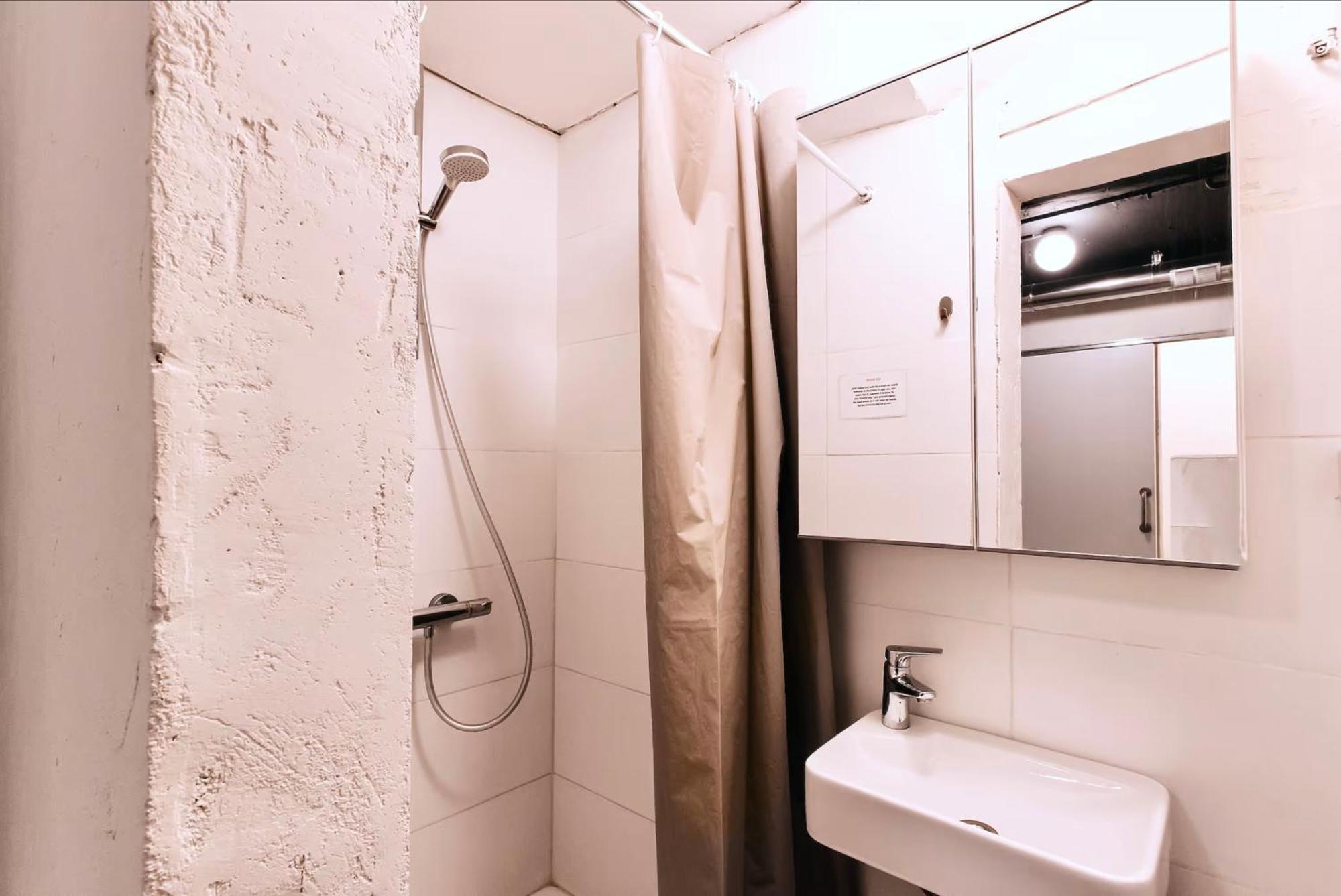 Estudio Loft En El Centro De Madrid Reformado En Enero 2024 외부 사진